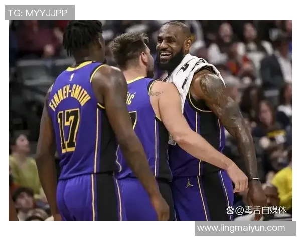 2月26日湖人与灰熊的精彩对决视频直播全程回顾与分析